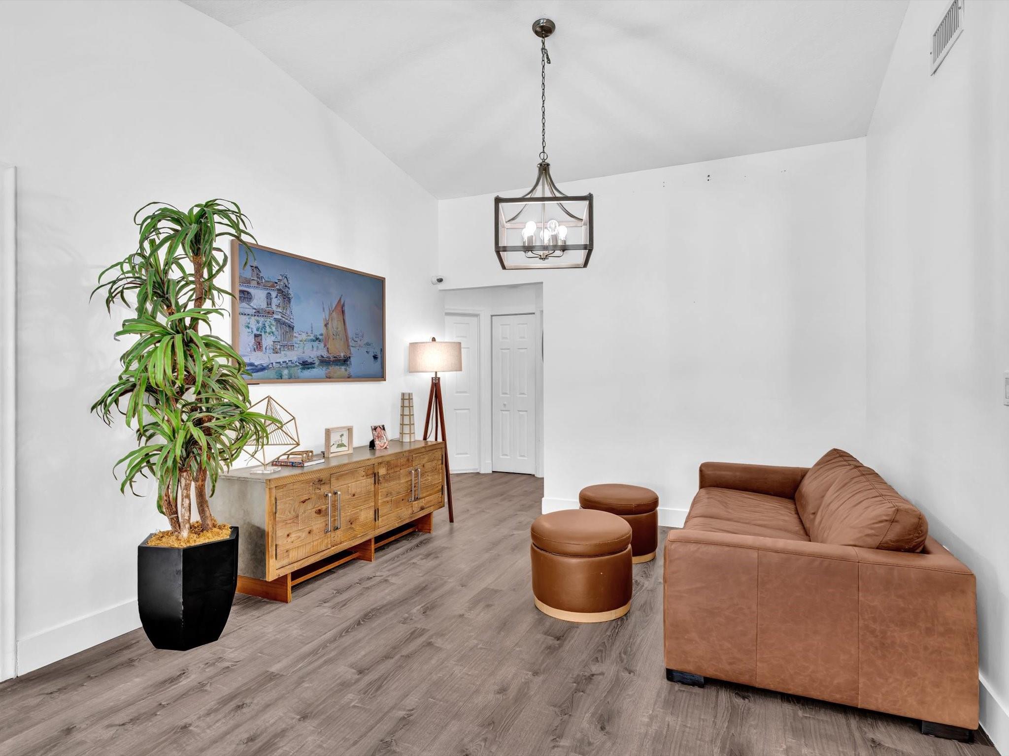 COLONY AT STIRLING - Residential Lease