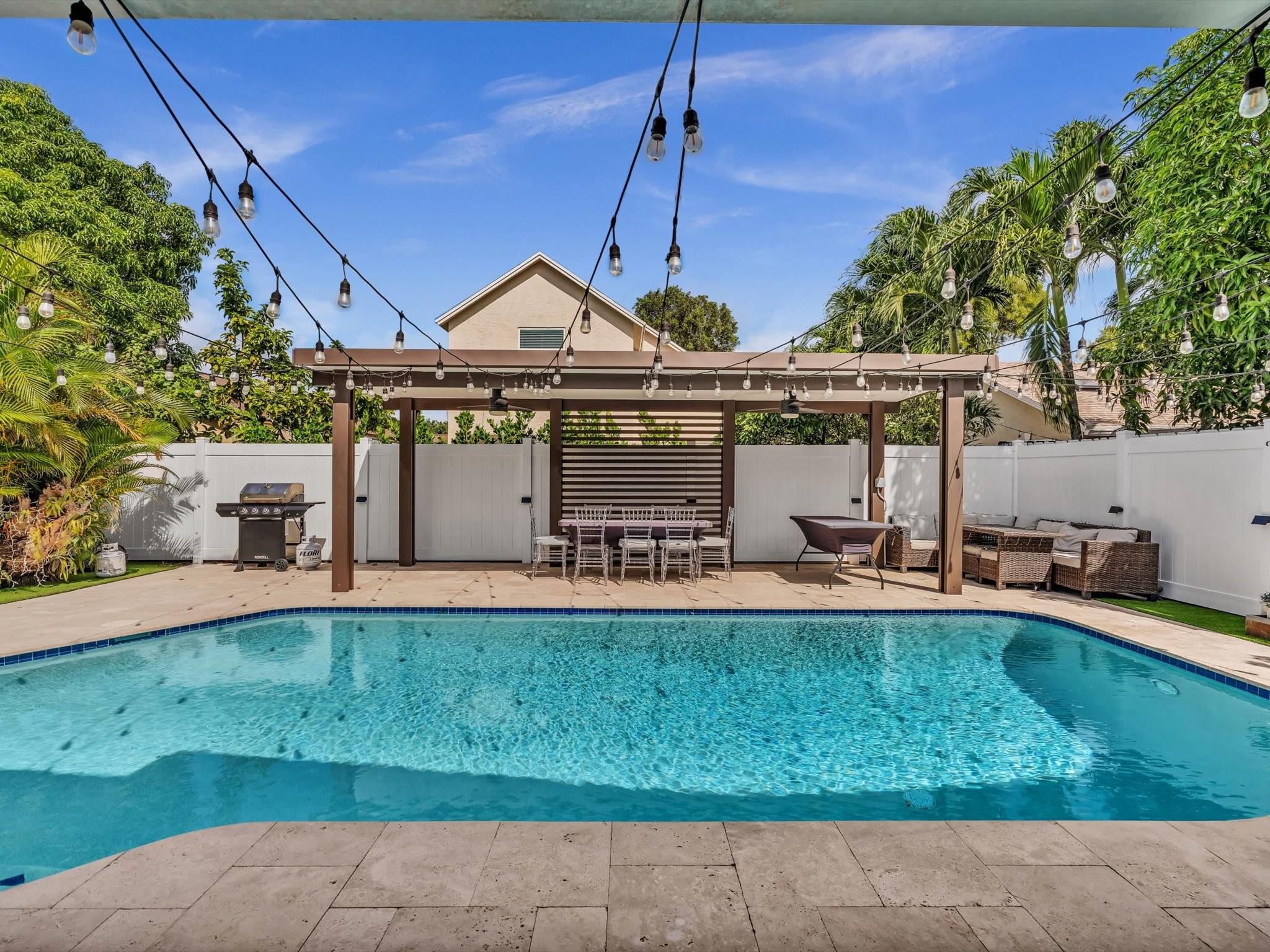 COLONY AT STIRLING - Residential Lease