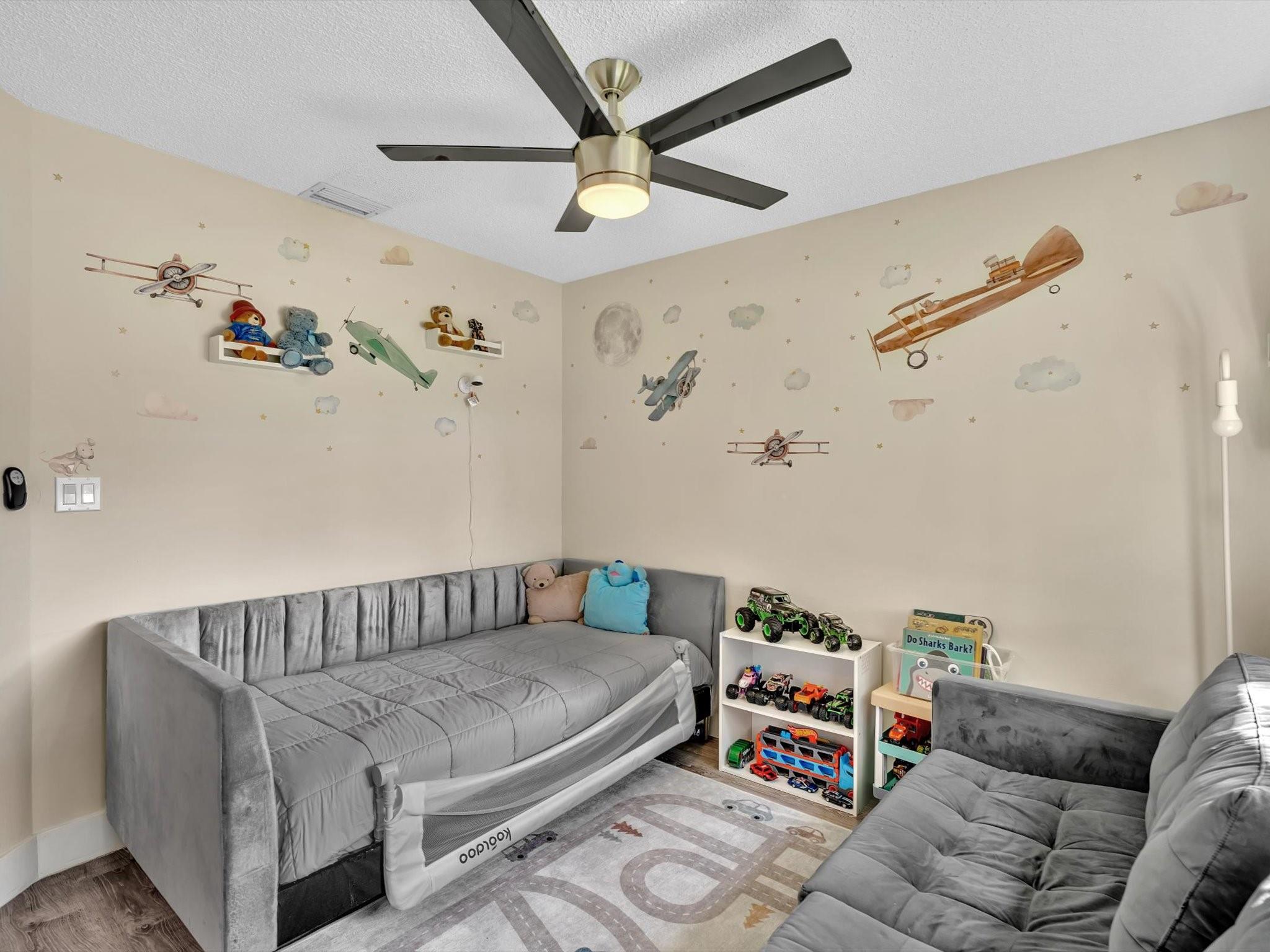 COLONY AT STIRLING - Residential Lease