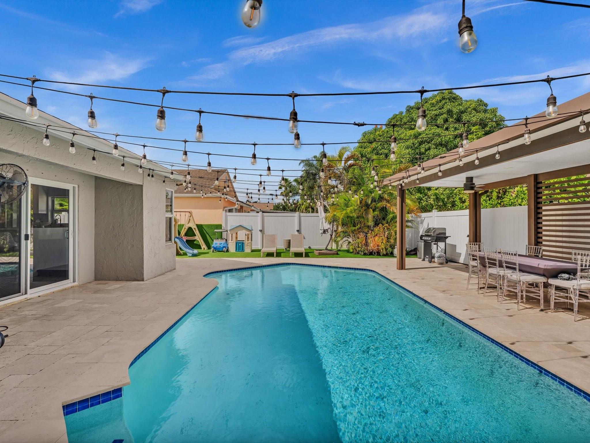 COLONY AT STIRLING - Residential Lease