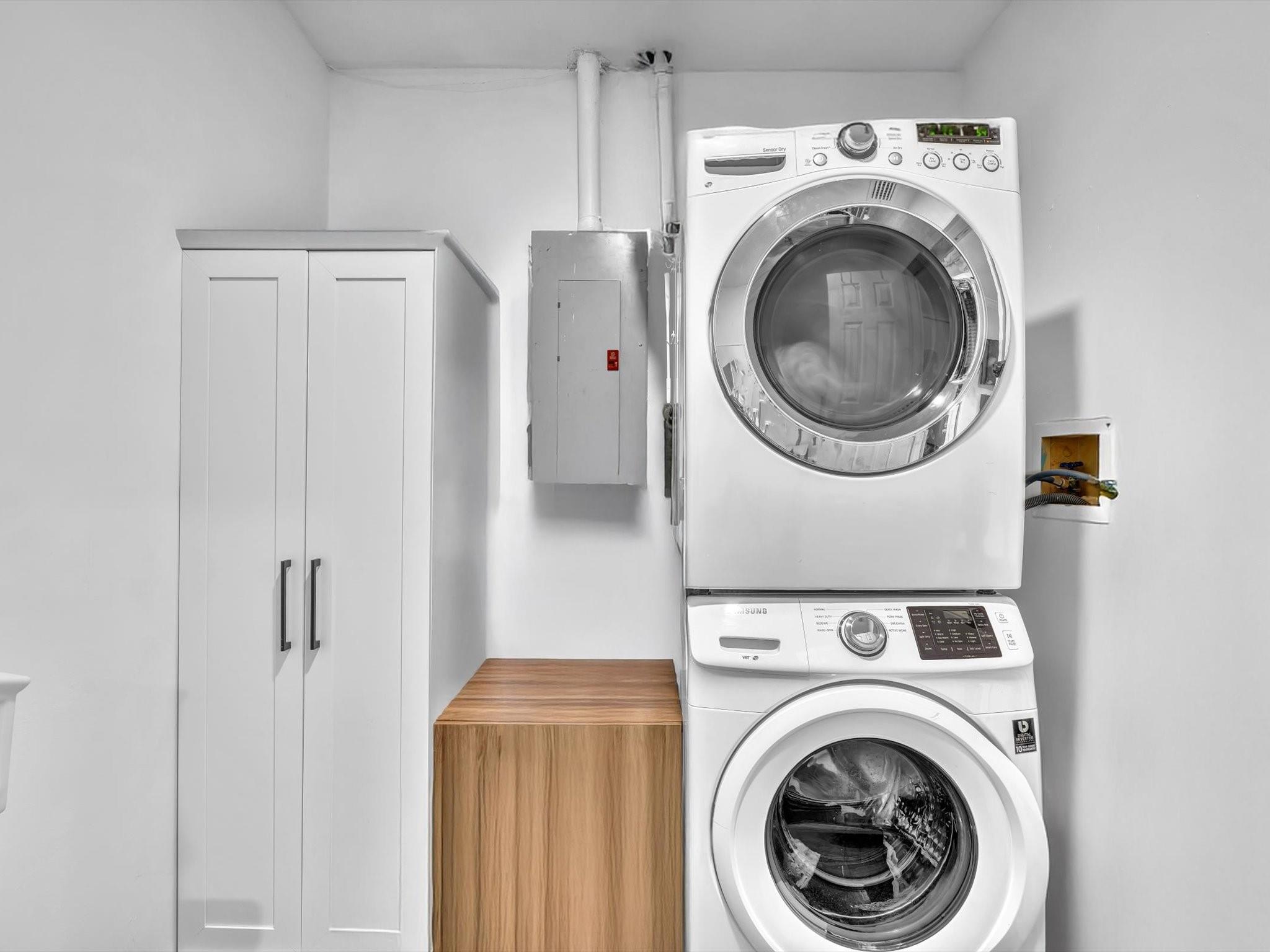 COLONY AT STIRLING - Residential Lease