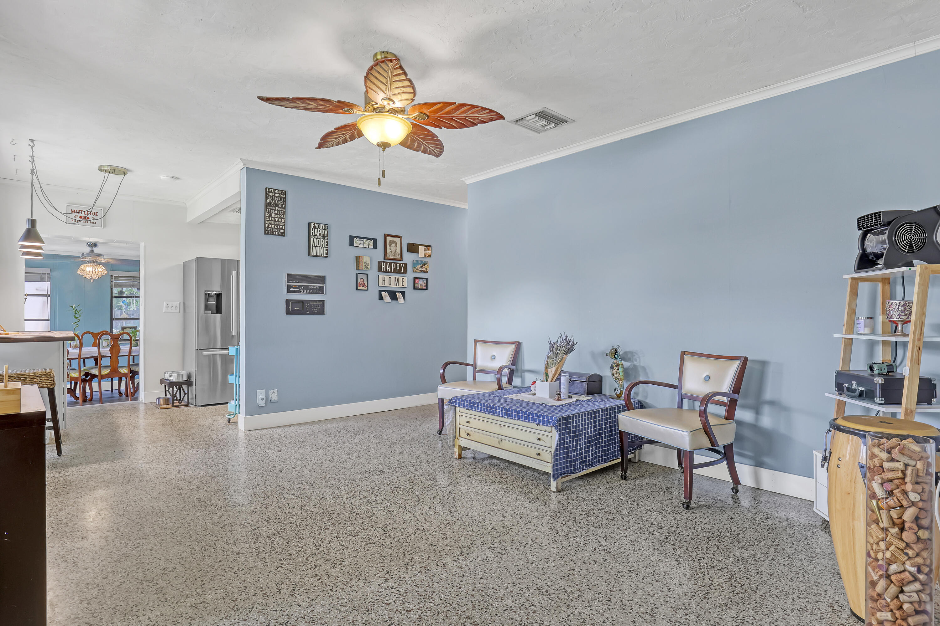 937 W DUVAL Street