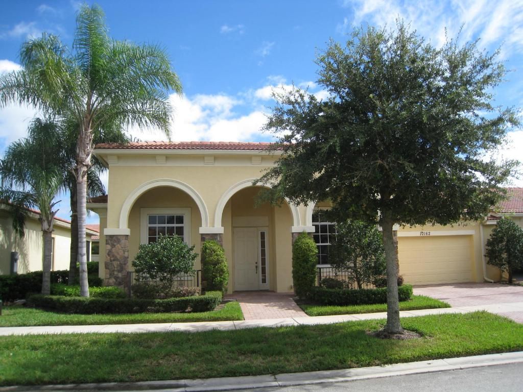 Photo of 10162 SW Ambrose Way, Port Saint Lucie, FL 34986 (MLS # R10939773)