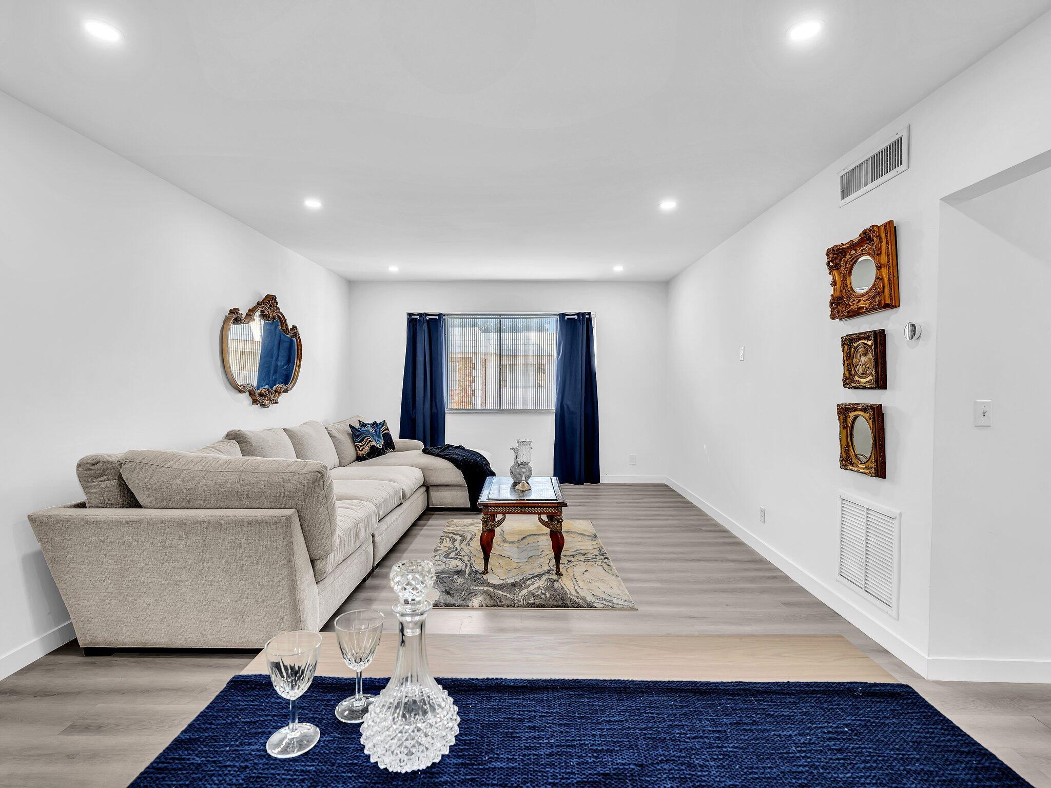 VIRGINIAN APARTMENTS - Residential