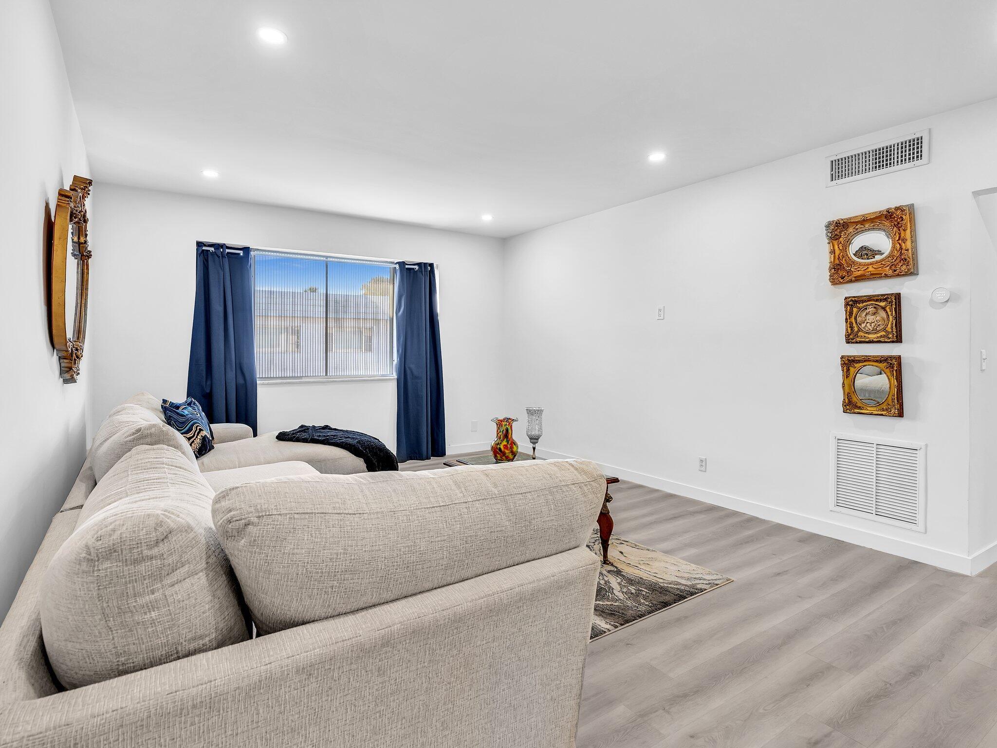 VIRGINIAN APARTMENTS - Residential