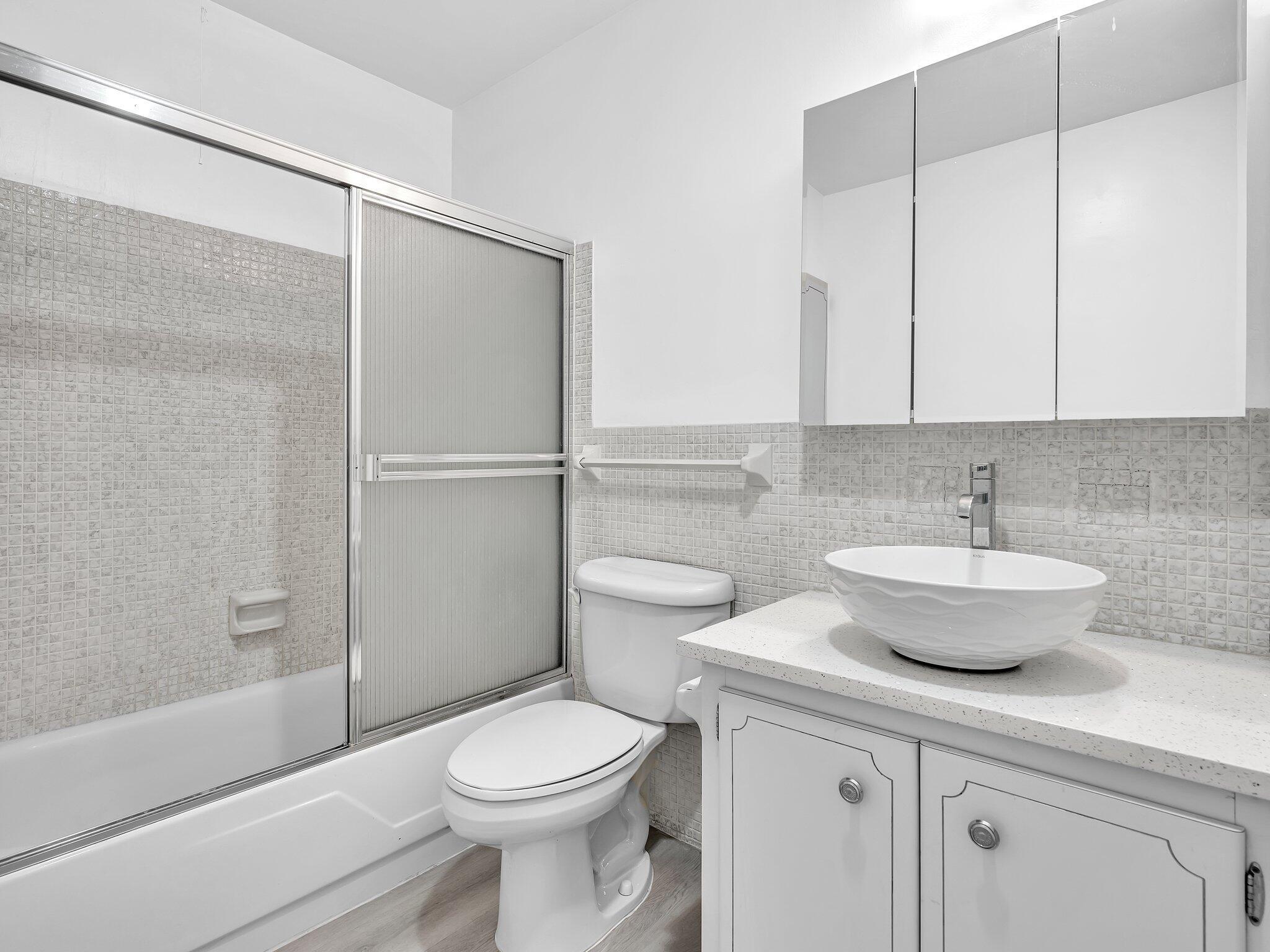 VIRGINIAN APARTMENTS - Residential