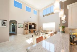 CANYON SPRINGS - Residential