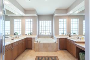 CANYON SPRINGS - Residential