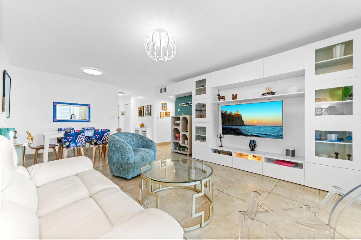 Hawaiian Gardens - Residential