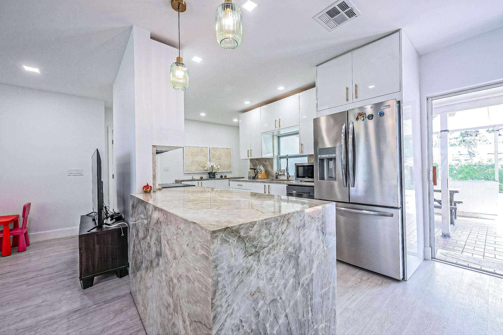 3601 NW 85TH Avenue