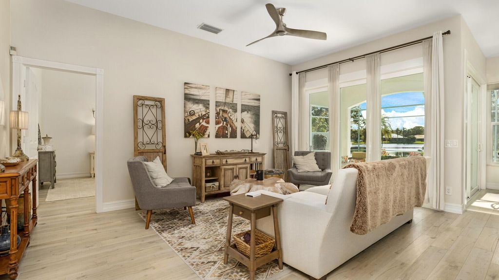 Photo of 6193 Winding Lake Drive, Jupiter, FL 33458 (MLS # R11090438)