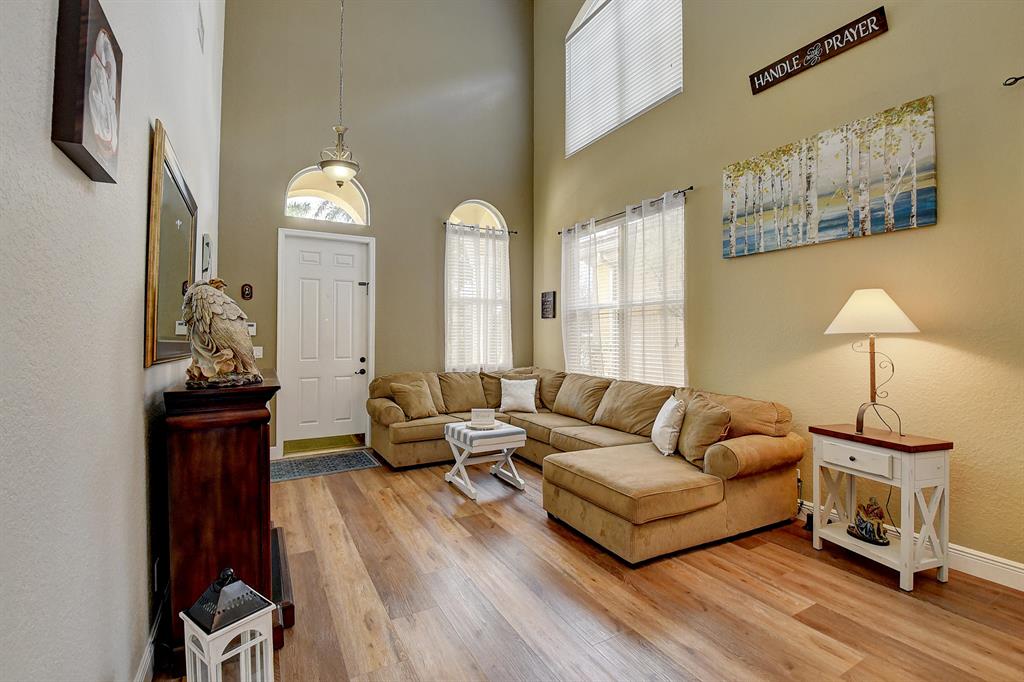 KNOLLWOOD PUD - Residential