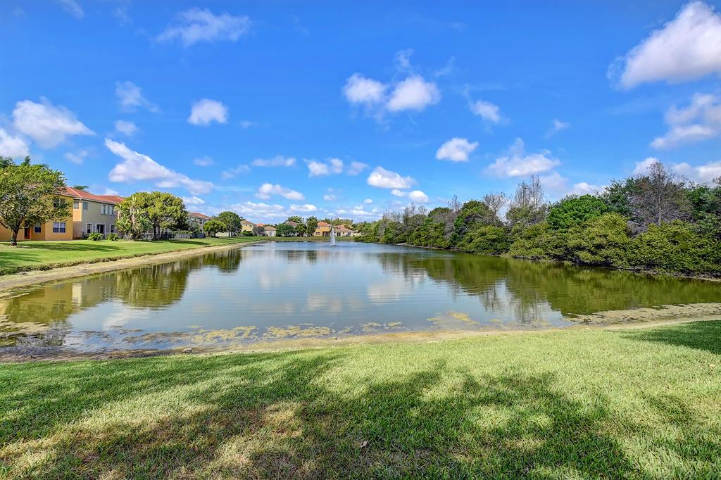 KNOLLWOOD PUD - Residential