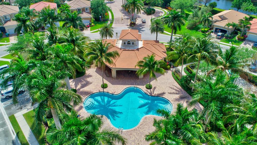 KNOLLWOOD PUD - Residential