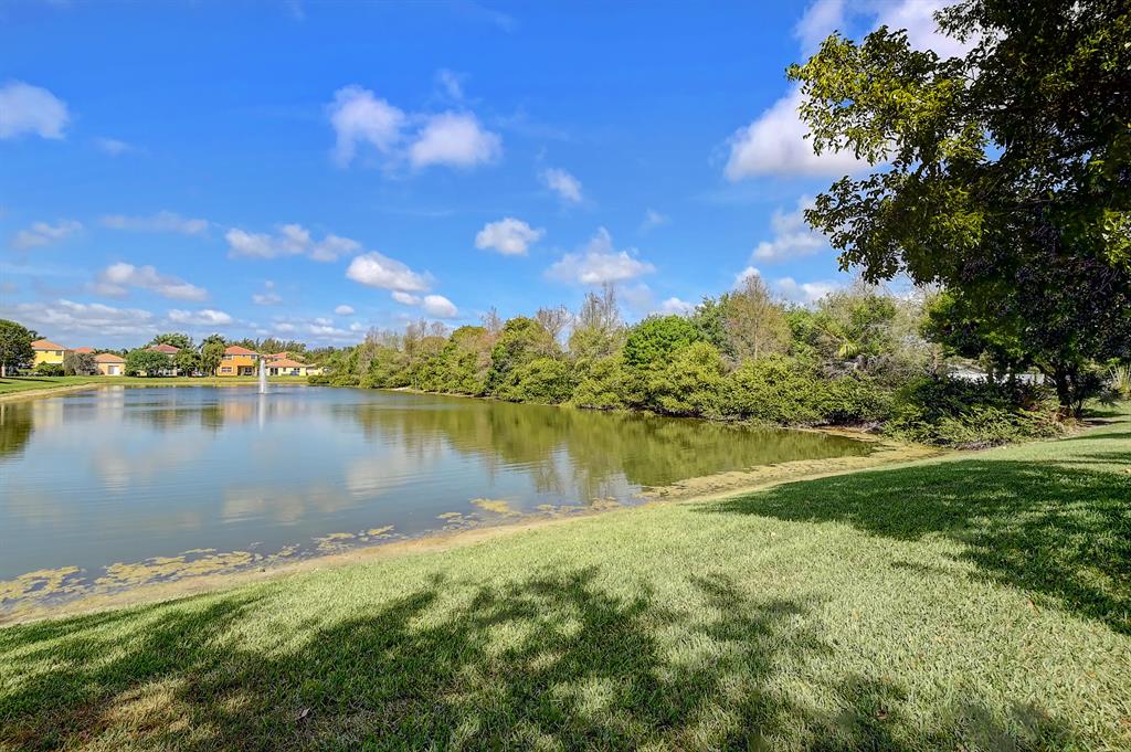 KNOLLWOOD PUD - Residential