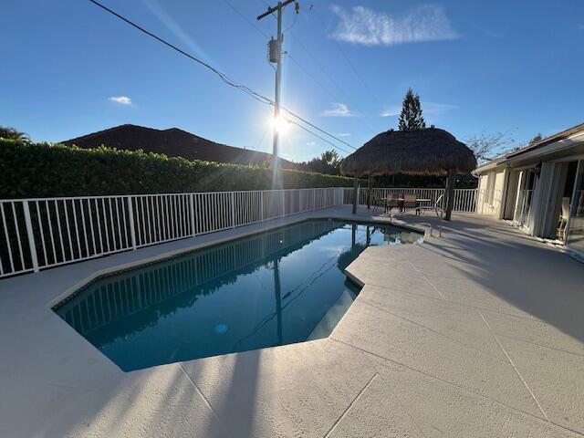 Yacht Harbor Manor - Residential Lease