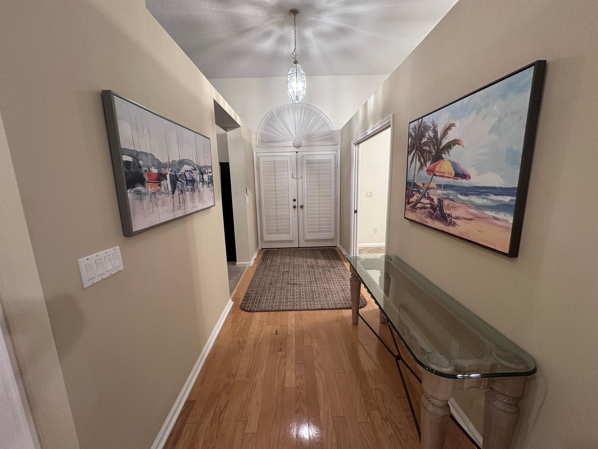 Yacht Harbor Manor - Residential Lease