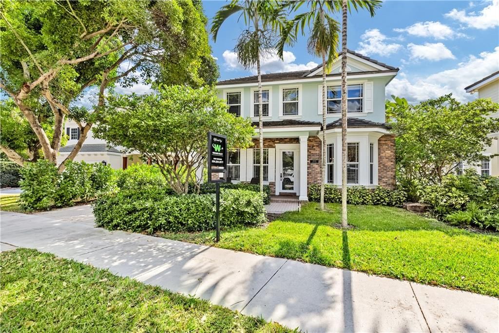 Photo of 1212 SE 5th Ct, Fort Lauderdale, FL 33301 (MLS # F10248321)