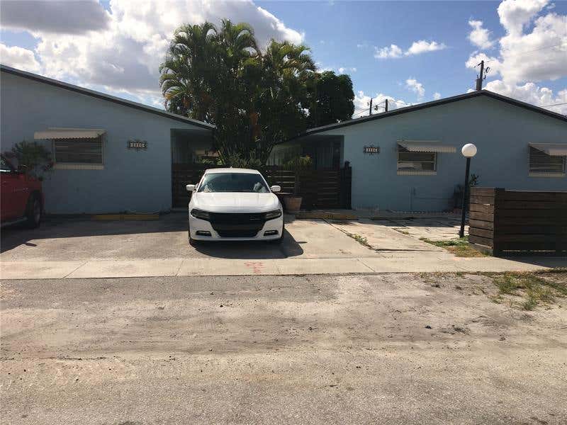 Photo of 2220 N 19TH Avenue #1-4, Hollywood, FL 33020 (MLS # B26057888)