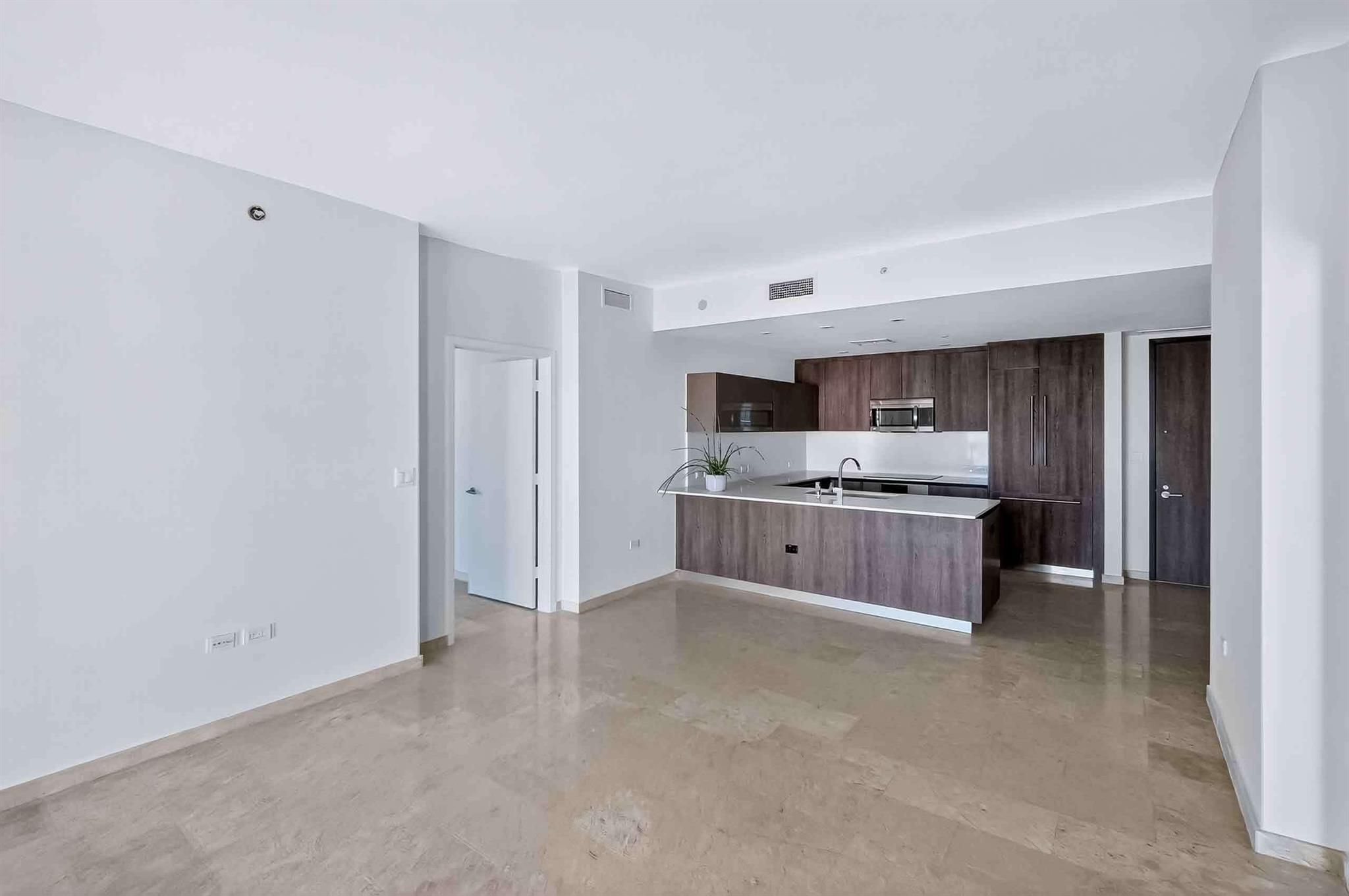 88 SW 7th Street 3003