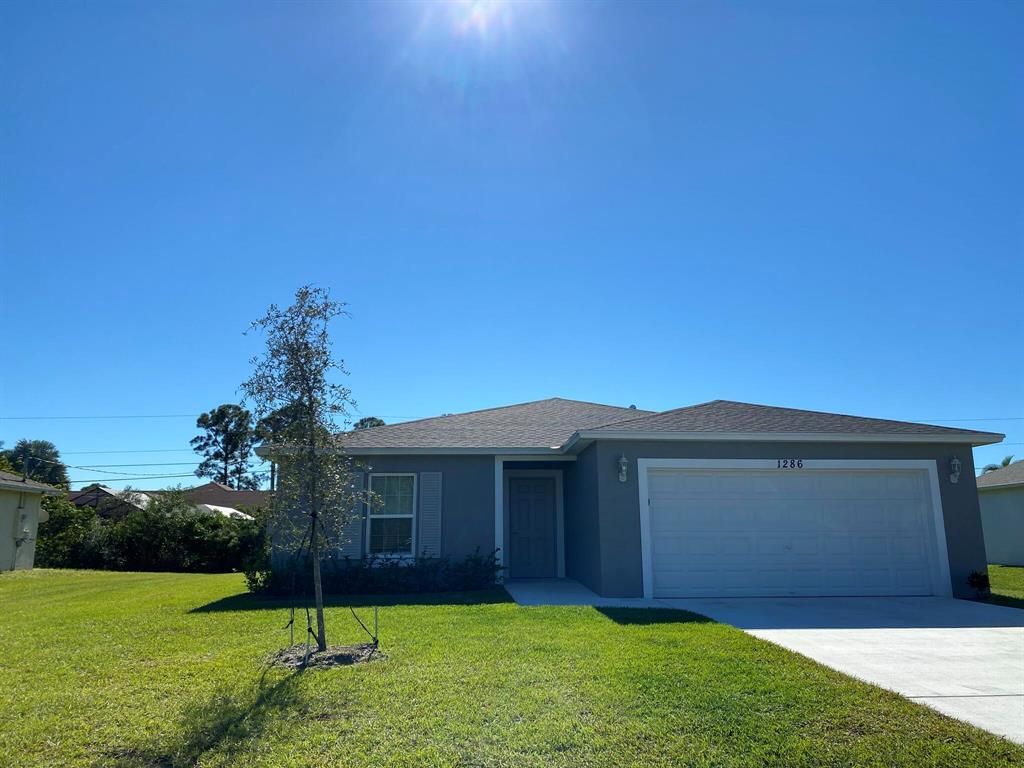 Photo of 1286 SW Patricia Avenue, Port Saint Lucie, FL 34953 (MLS # R10761734)