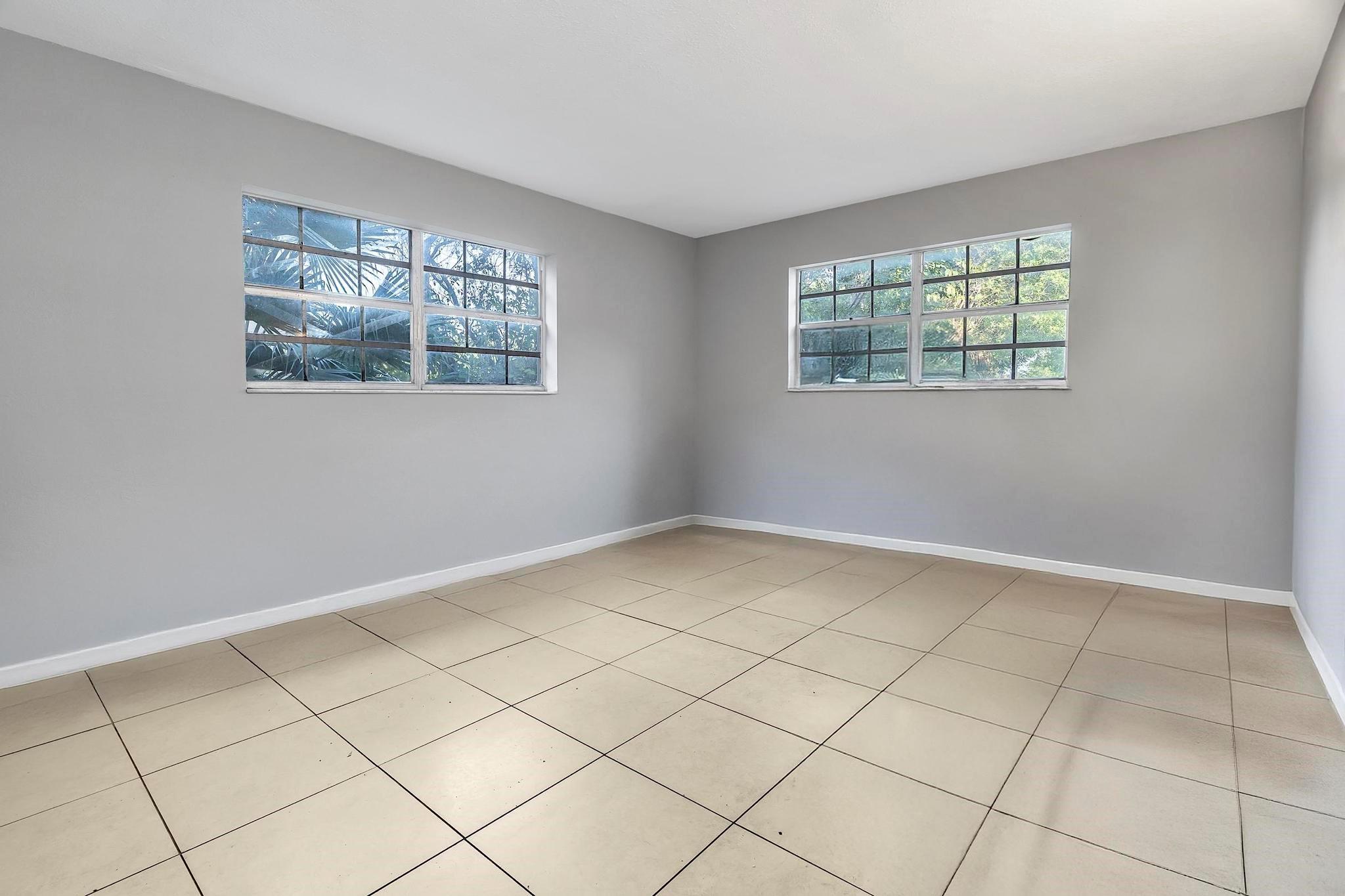 Madison Manor - Residential