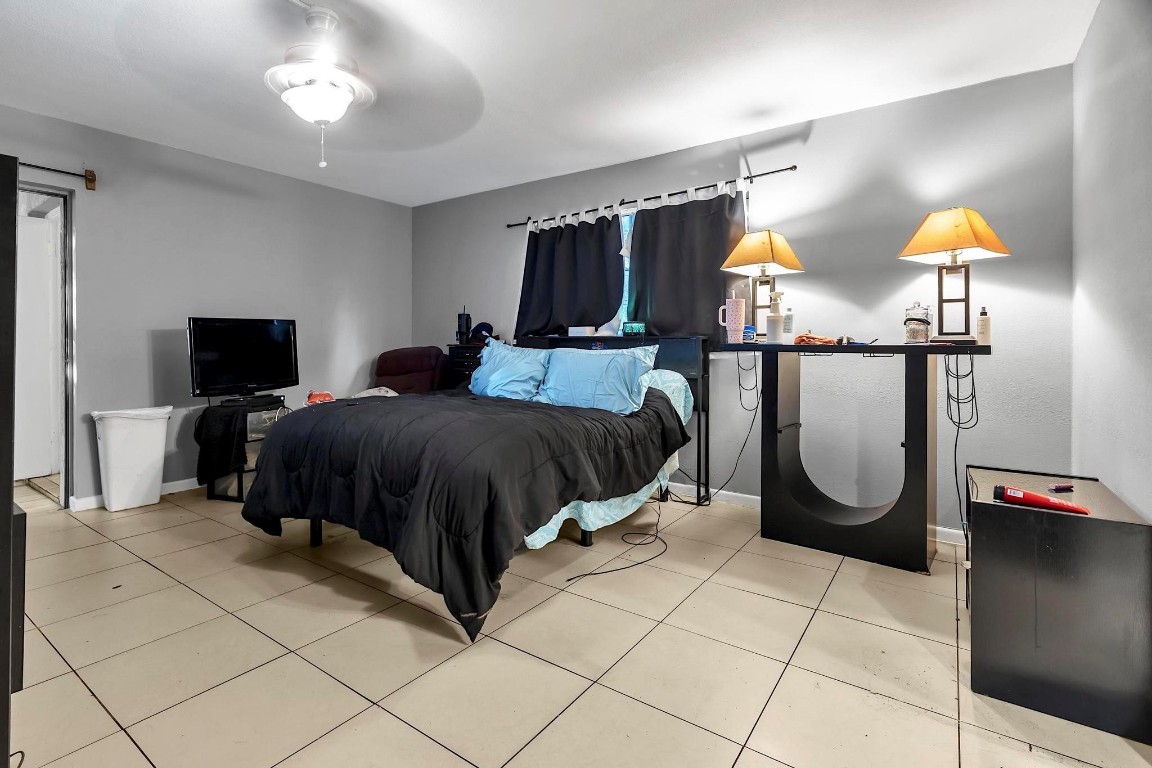 Madison Manor - Residential