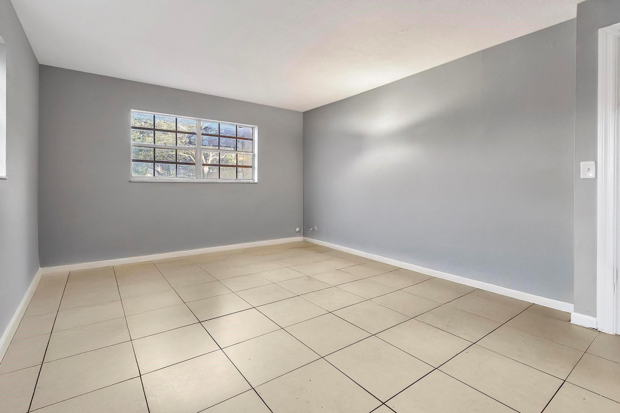 Madison Manor - Residential