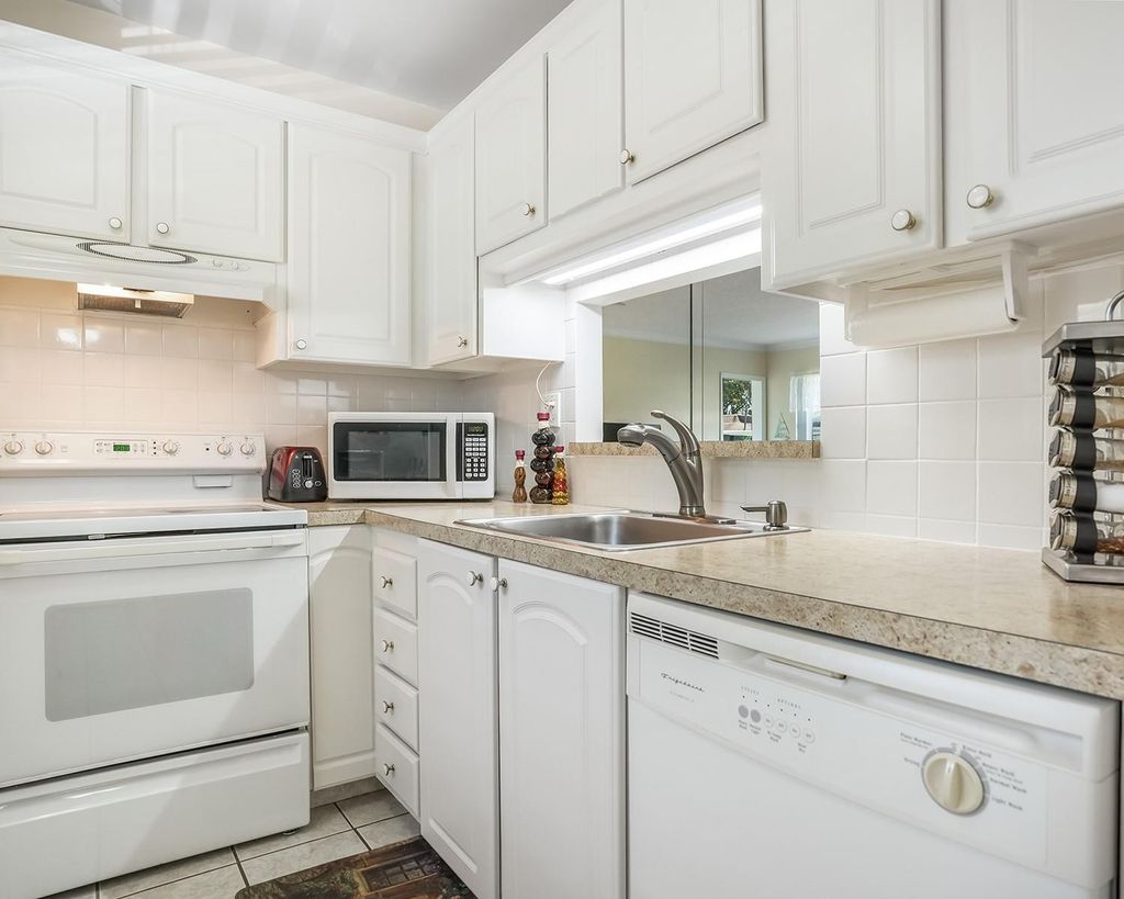 Photo of 3400 NW 48th Avenue #407, Fort Lauderdale, FL 33319 (MLS # F10554848)