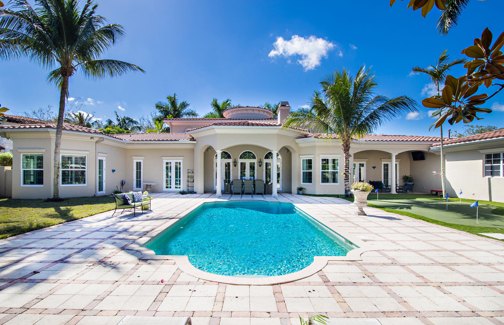 VALENCIA AT ABACOA - Residential