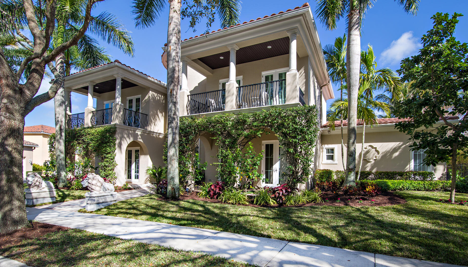 VALENCIA AT ABACOA - Residential