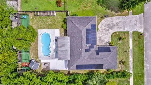 158 Alcazar Street, Royal Palm Beach, FL MLS: R11076116
