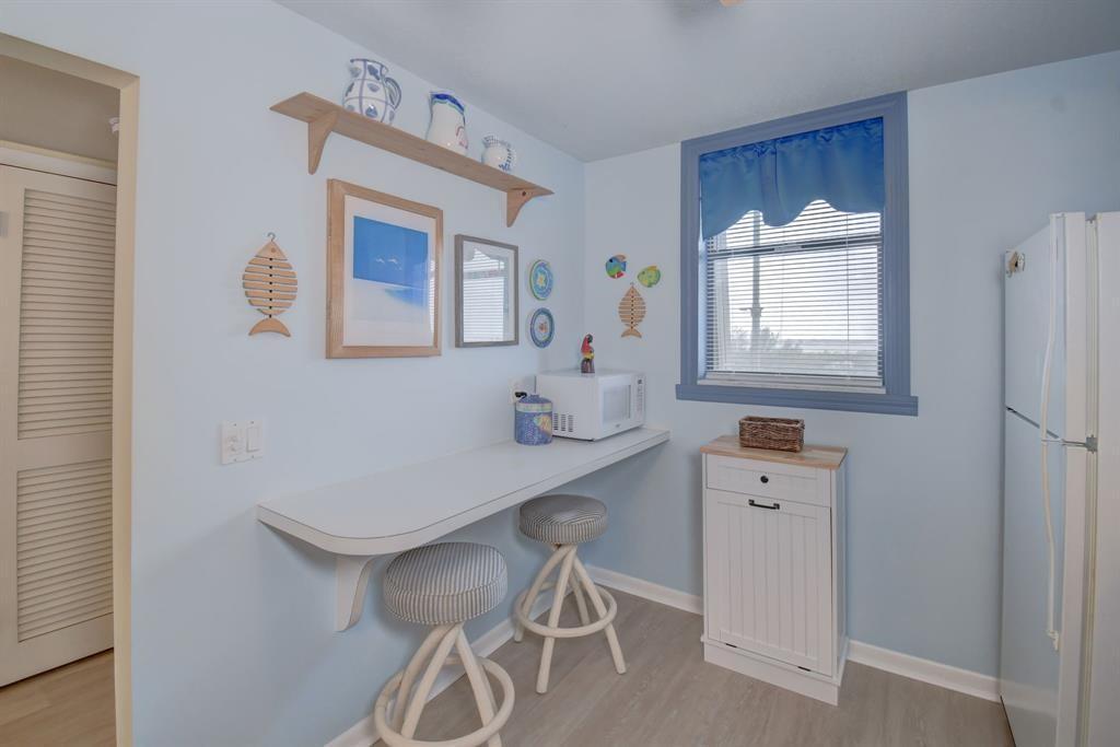 OCEANA OCEANFRONT CONDOMINIUM I - Residential Lease