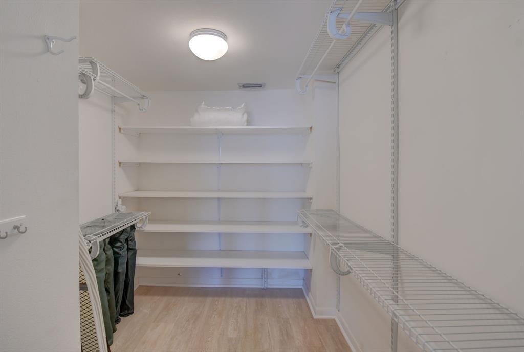 OCEANA OCEANFRONT CONDOMINIUM I - Residential Lease