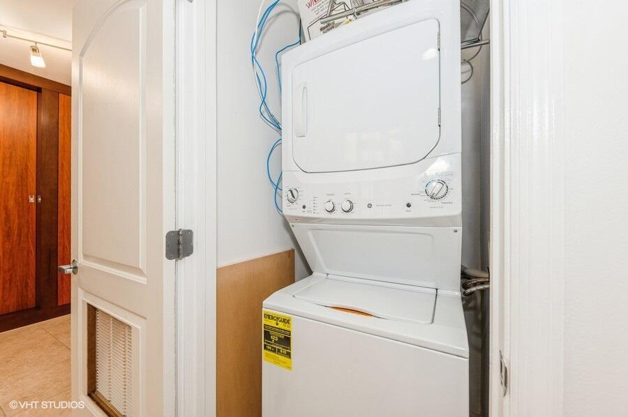 ONE CITY PLAZA CONDO - Residential Lease