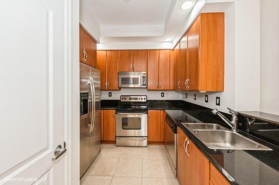 ONE CITY PLAZA CONDO - Residential Lease