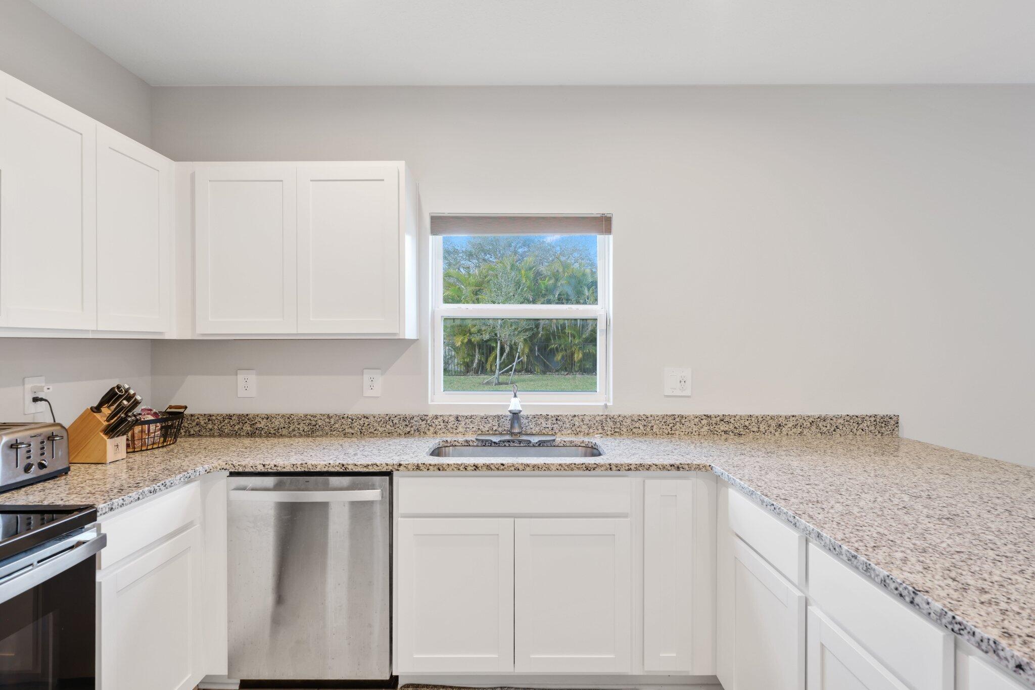 AVALON CROSSING - Residential