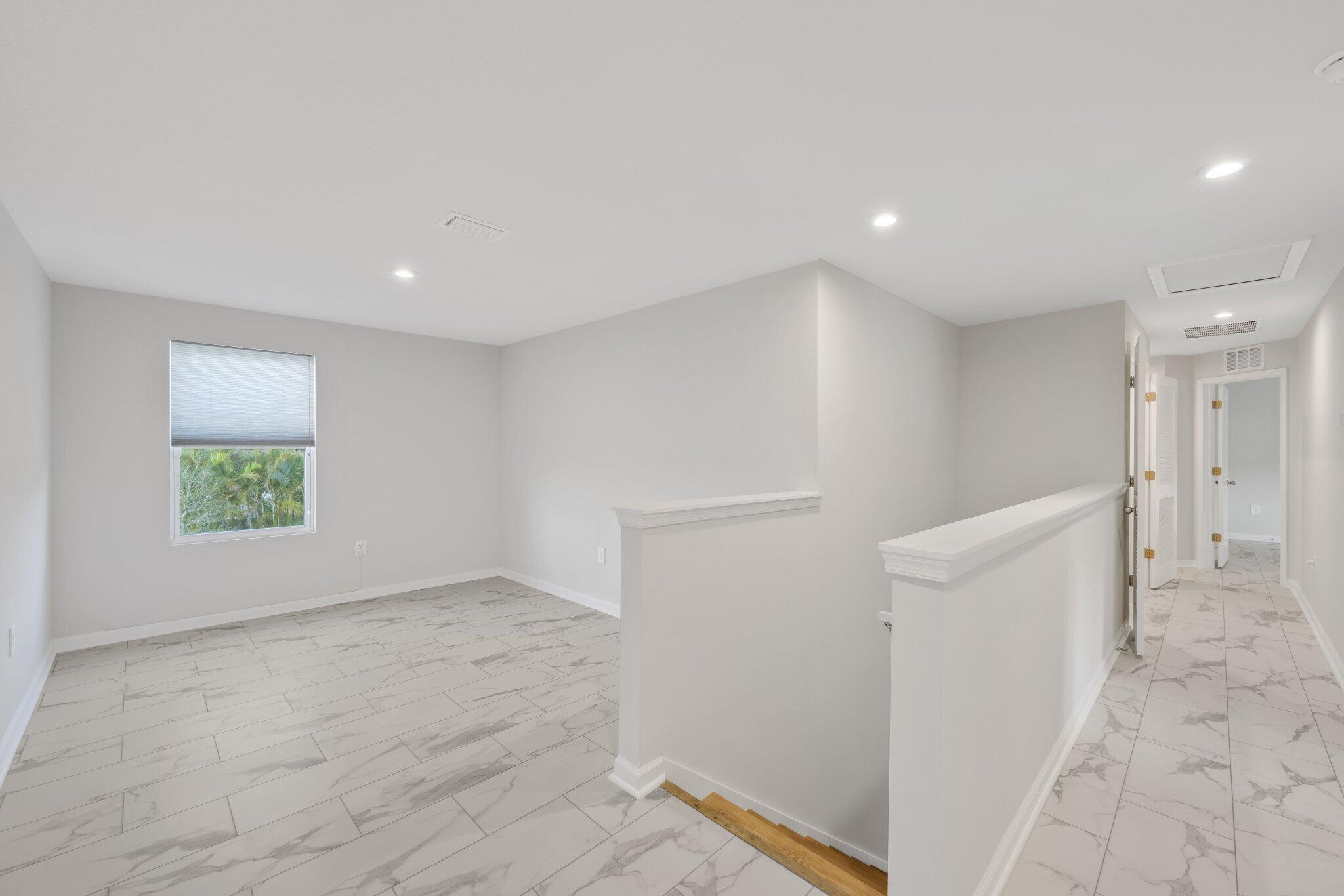 AVALON CROSSING - Residential