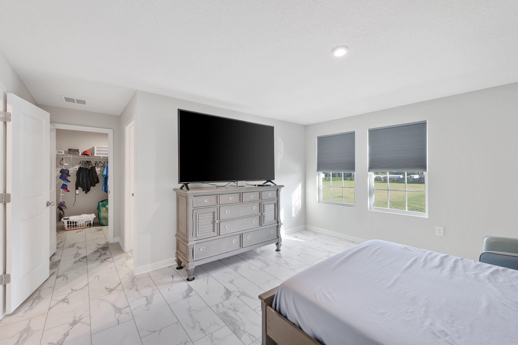 AVALON CROSSING - Residential