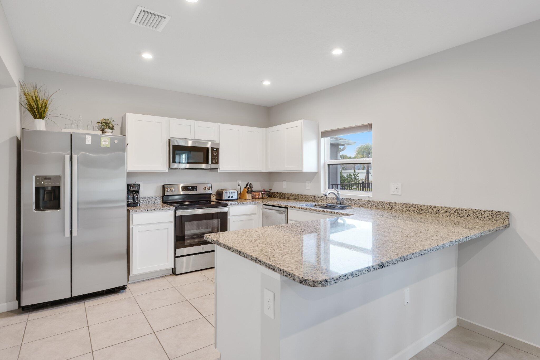 AVALON CROSSING - Residential