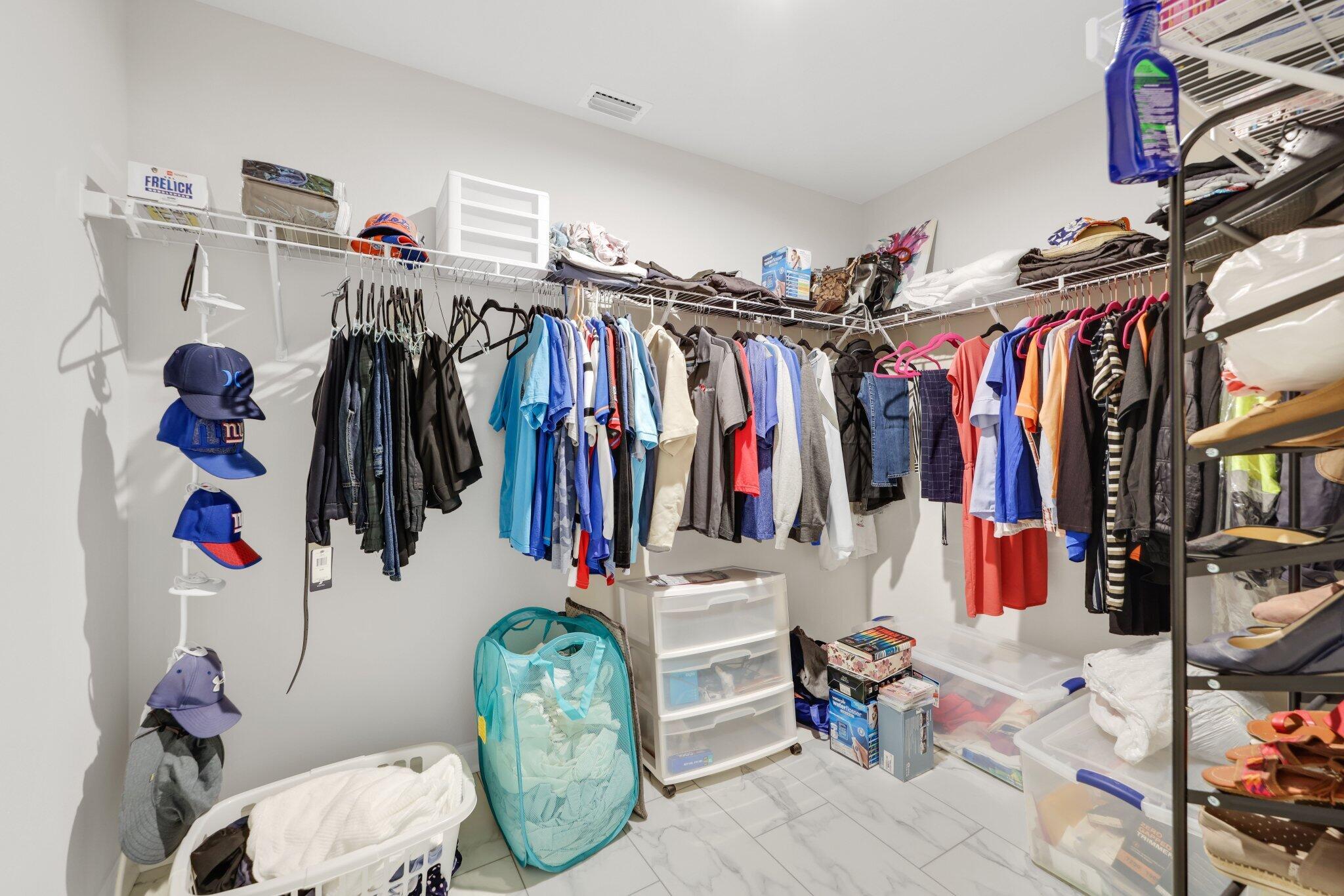 AVALON CROSSING - Residential