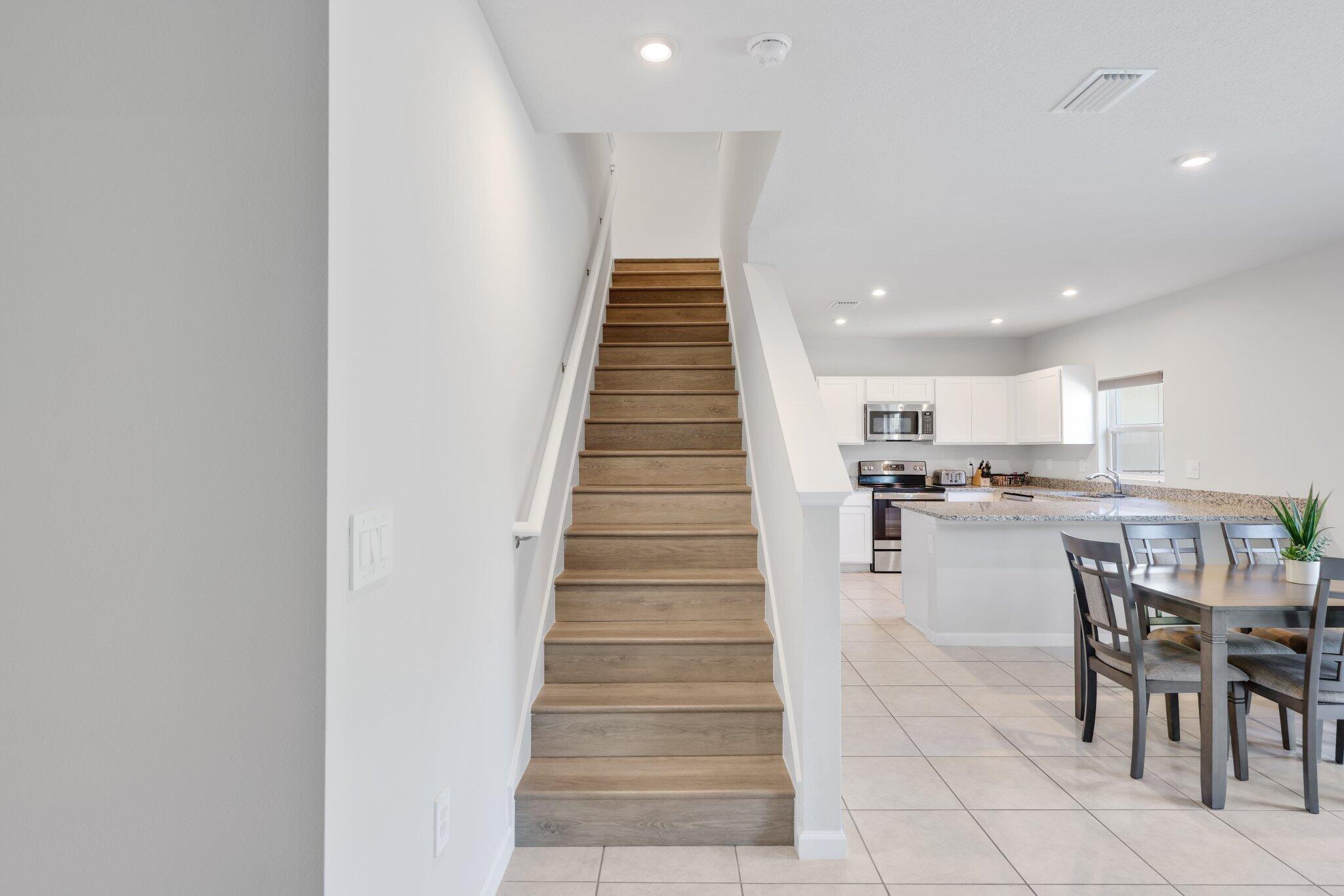 AVALON CROSSING - Residential