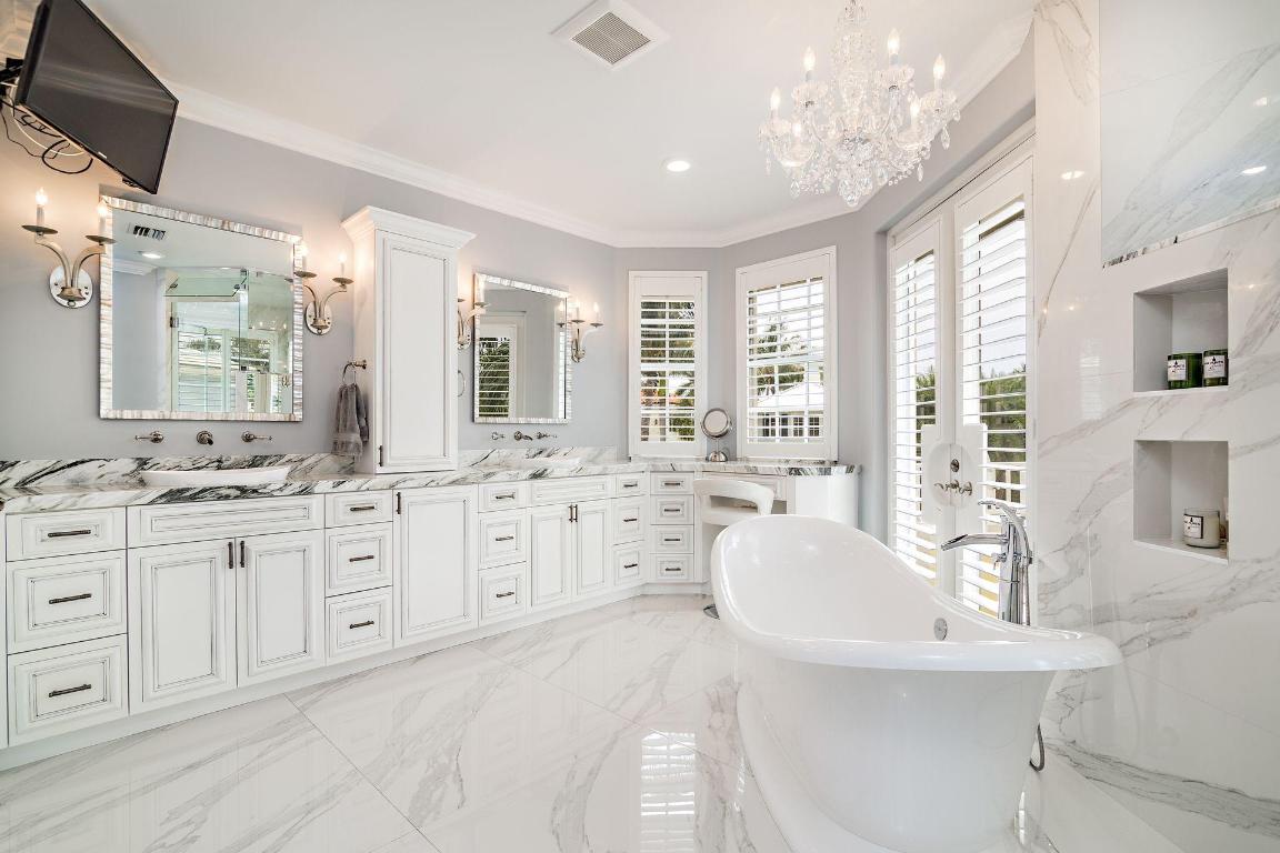 SUN AND SURF CLUB COMMUNITY - Residential