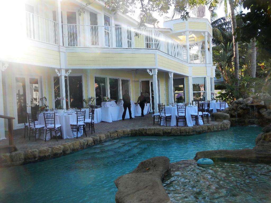 SUN AND SURF CLUB COMMUNITY - Residential