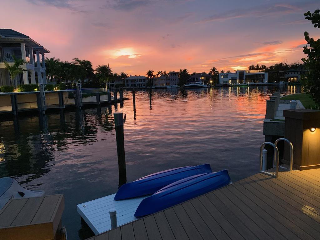 SUN AND SURF CLUB COMMUNITY - Residential