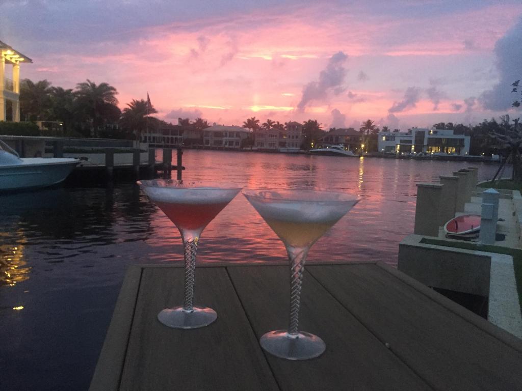 SUN AND SURF CLUB COMMUNITY - Residential