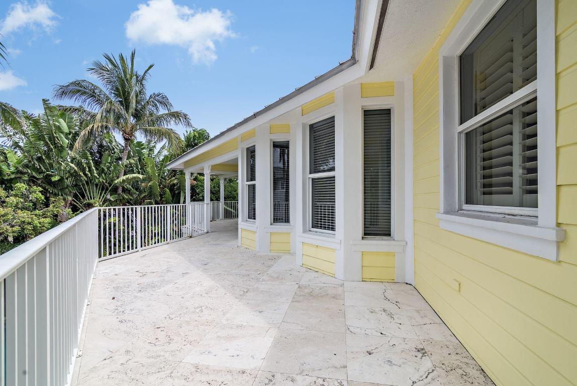 SUN AND SURF CLUB COMMUNITY - Residential