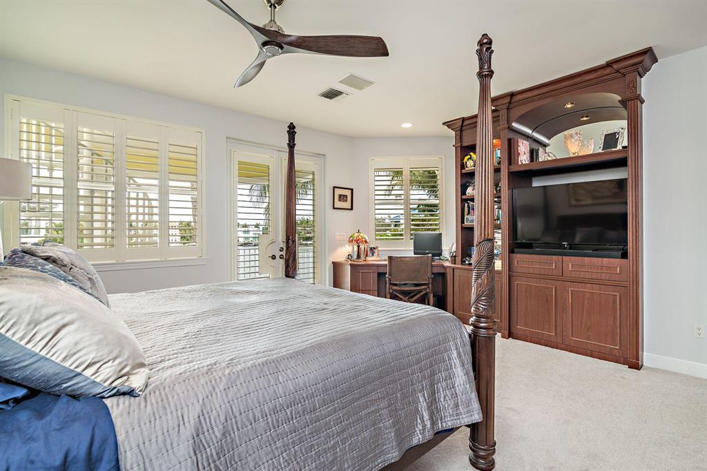 SUN AND SURF CLUB COMMUNI - Residential