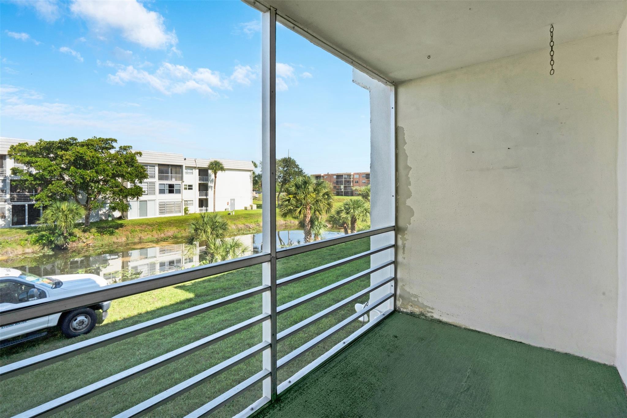 8510 Sunrise Lakes Blvd 208