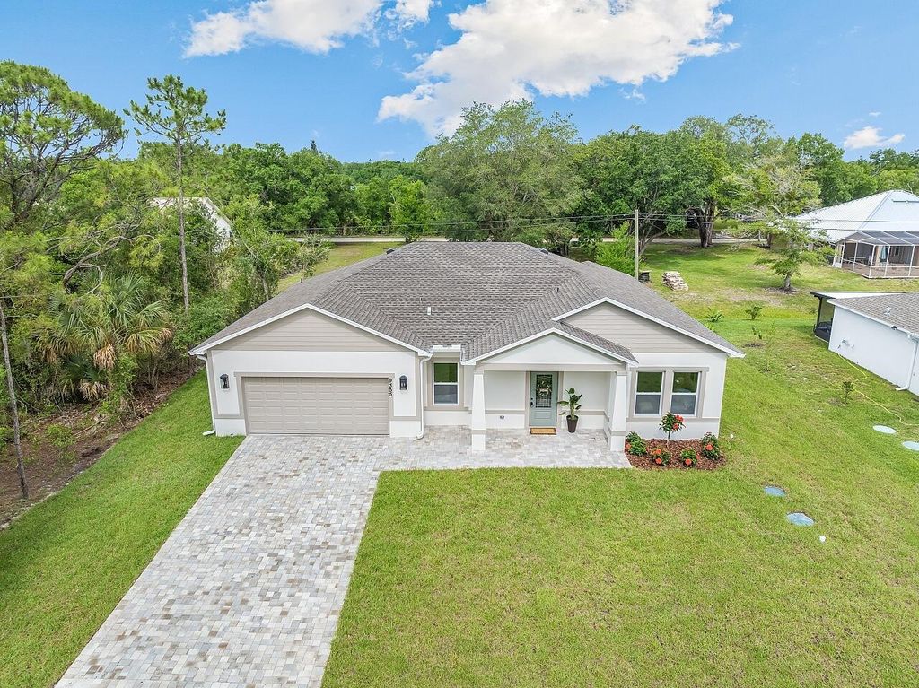 Photo of 9355 100th Avenue, Vero Beach, FL 32967 (MLS # B26028807)
